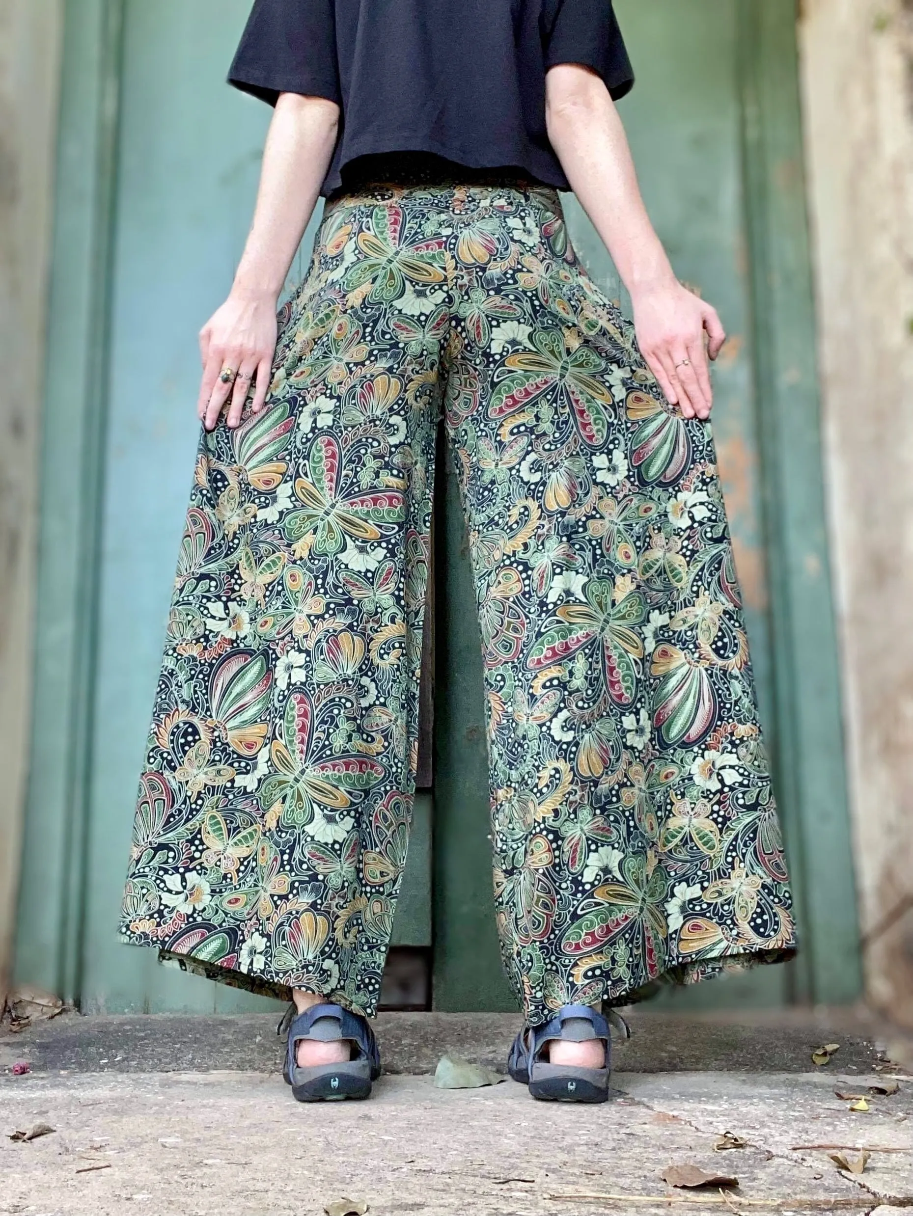 20% OFF Classic Culottes 2 Lengths in Greenwash Butterflies