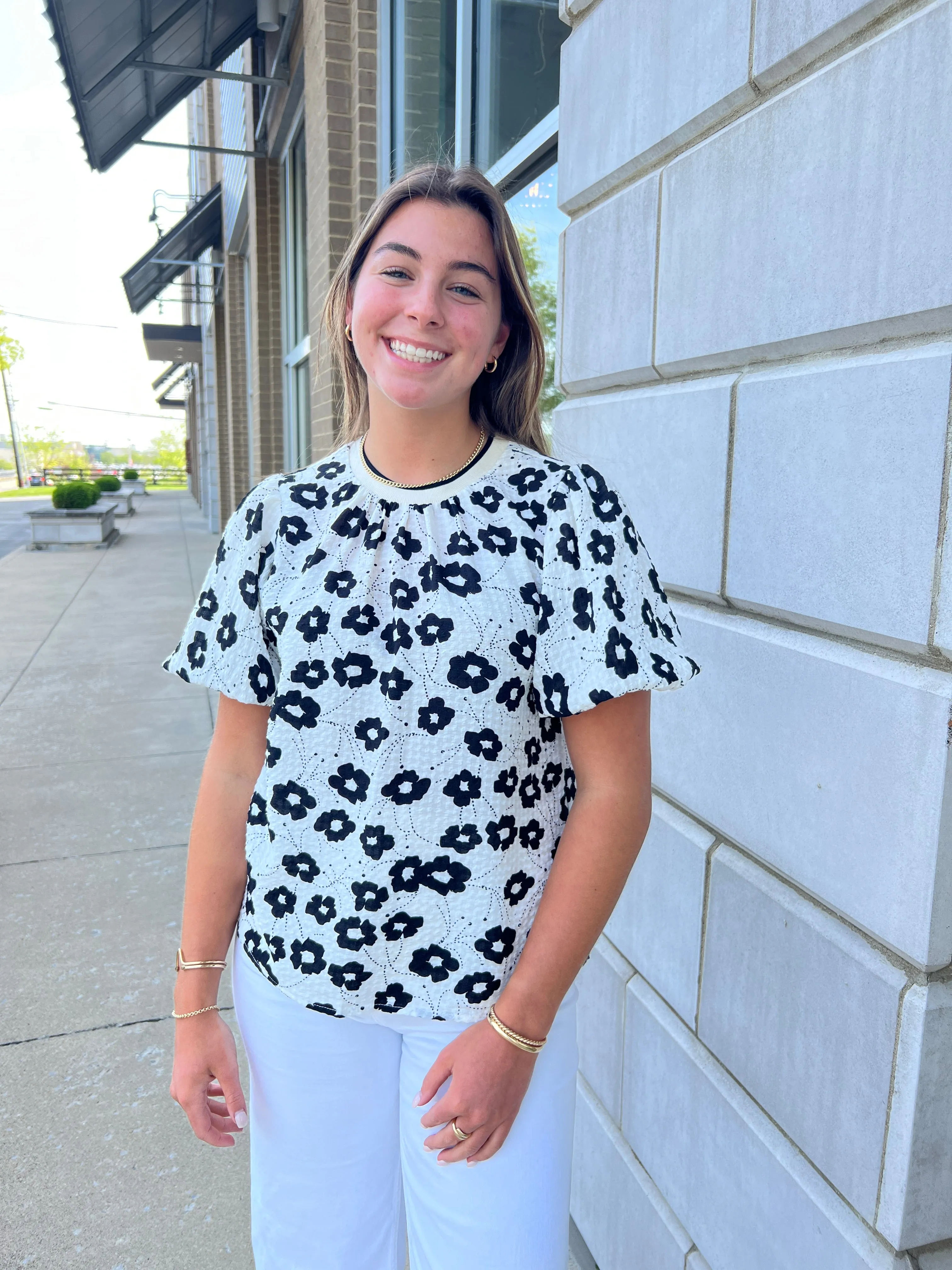 Cream/Black Puff Slv Flower Top