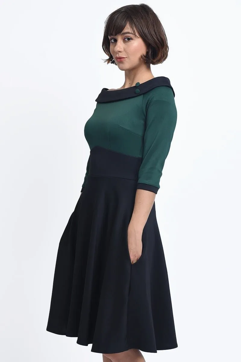 Deborah Flattering Long Sleeves Swing Tea Dress Green & Black