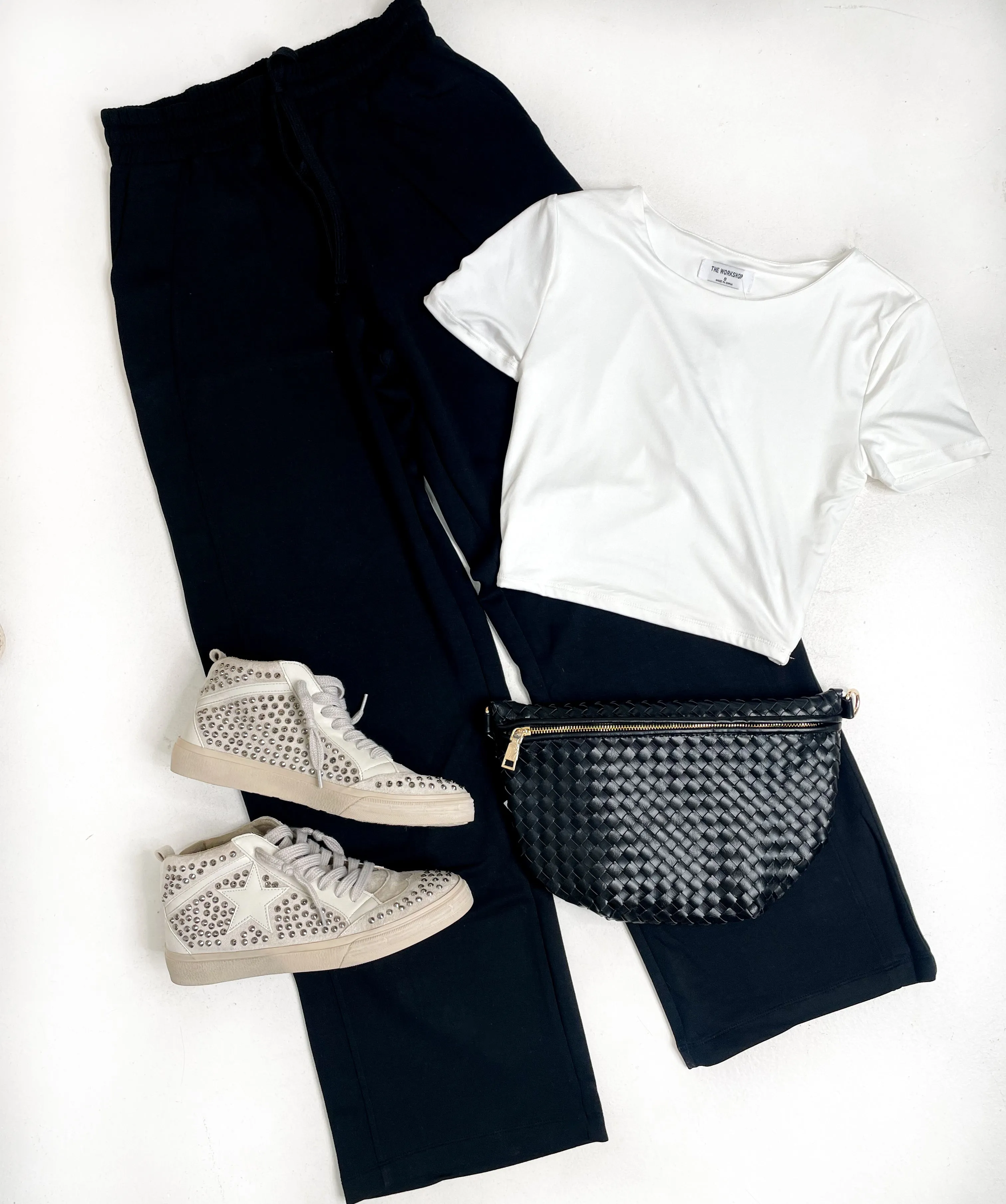 Effortless Wide-Leg Pants
