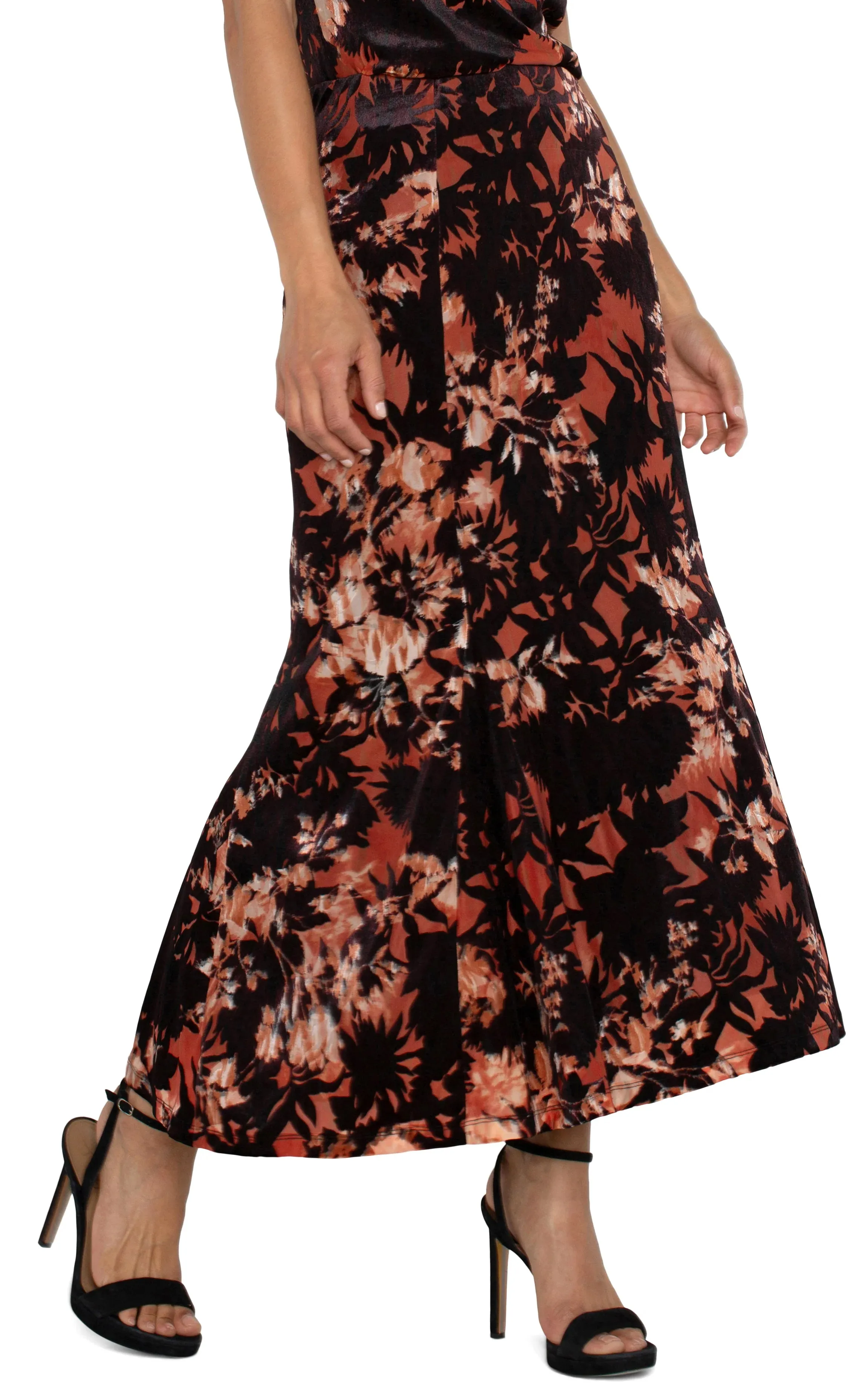 Florine Fit and Flare Knit Pull-On Skirt - Liverpool Los Angeles LM6377NP1P53