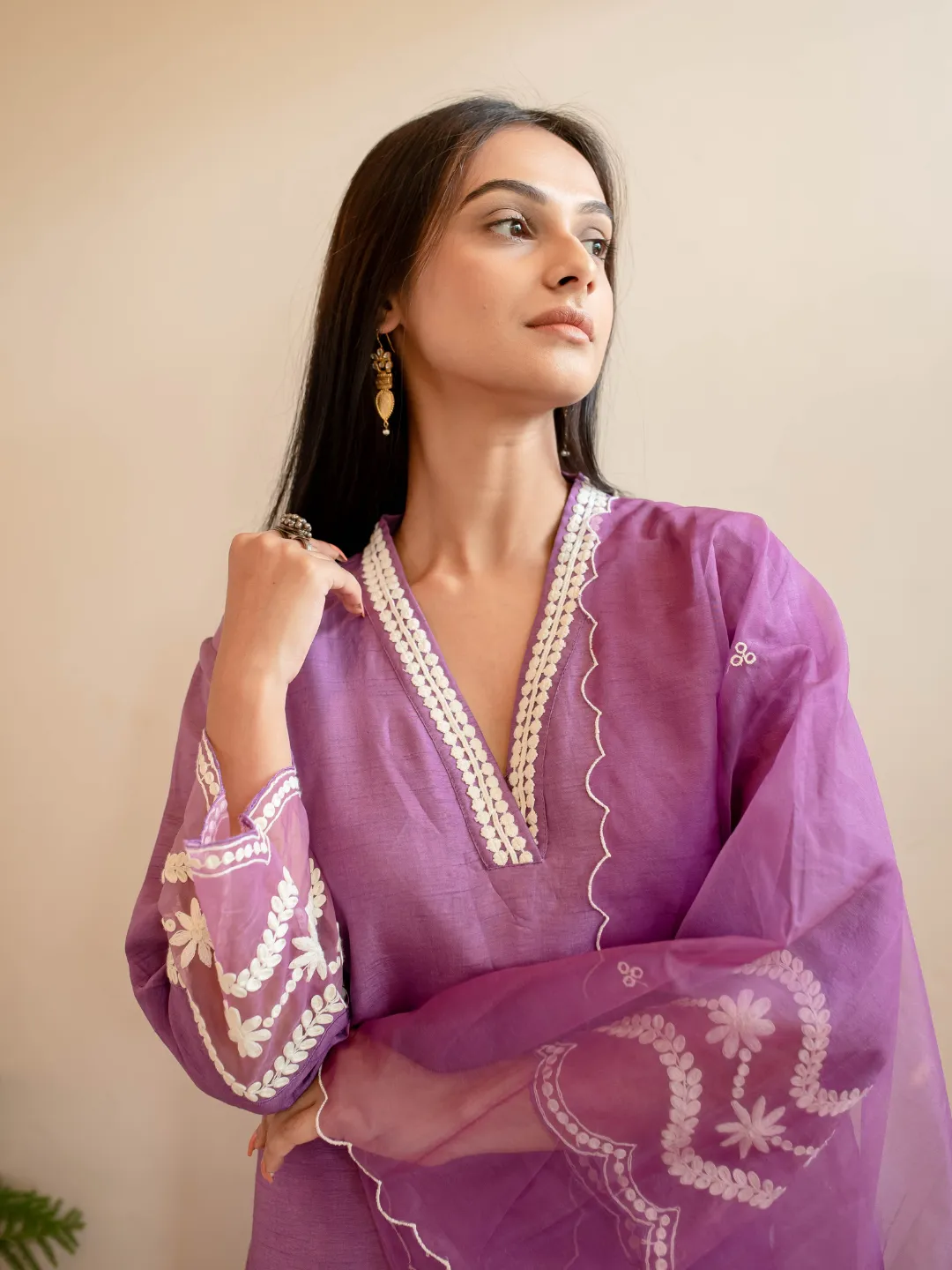 Lilac & White Silk Thread Embroidered Kurta Set