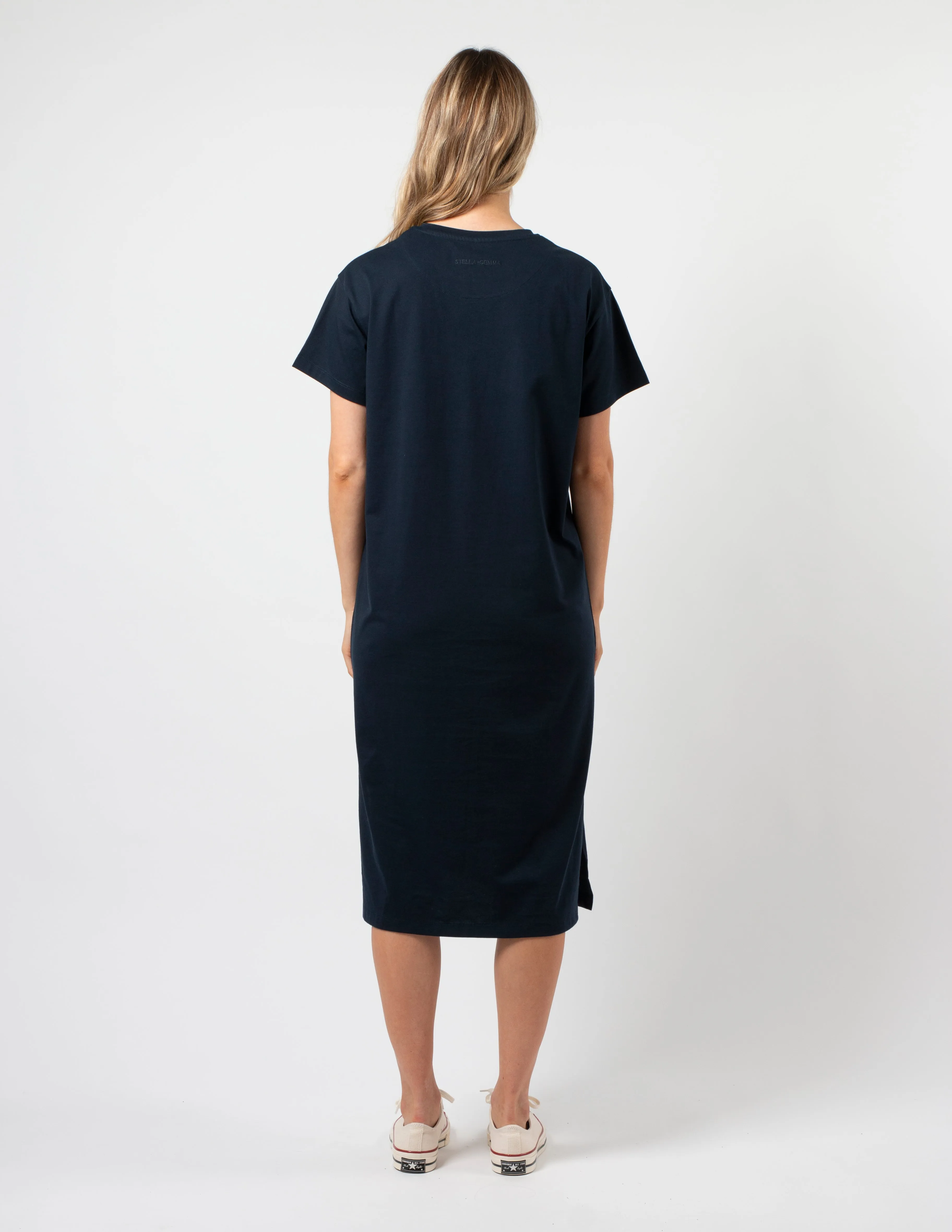 Maxie T-Shirt Dress - Navy Rose Floral