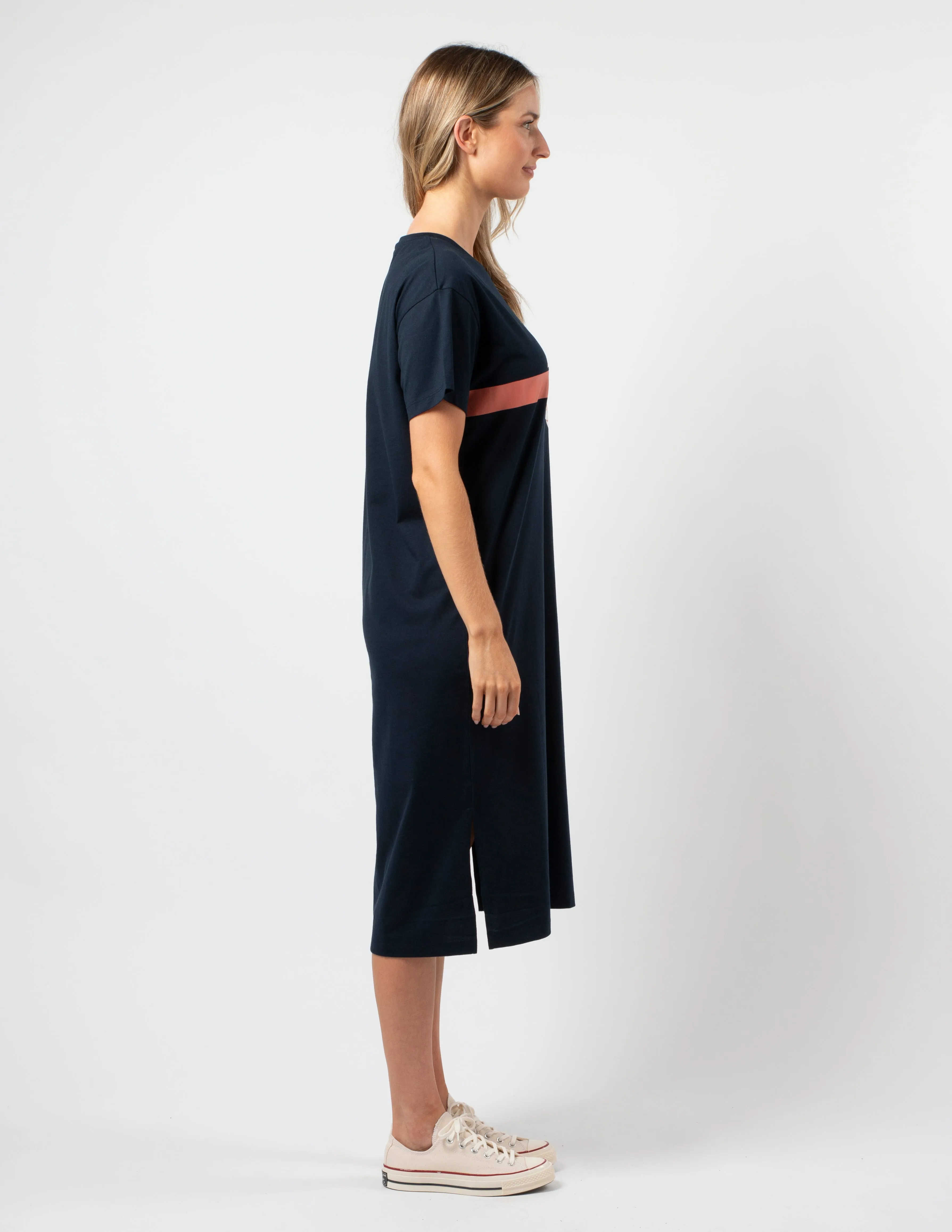 Maxie T-Shirt Dress - Navy Rose Floral