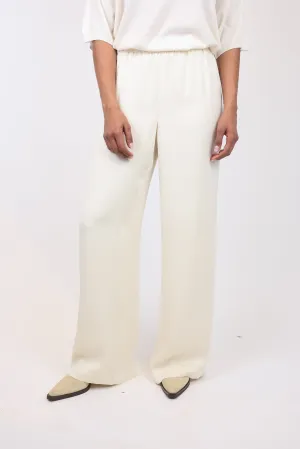 Olivia Pant