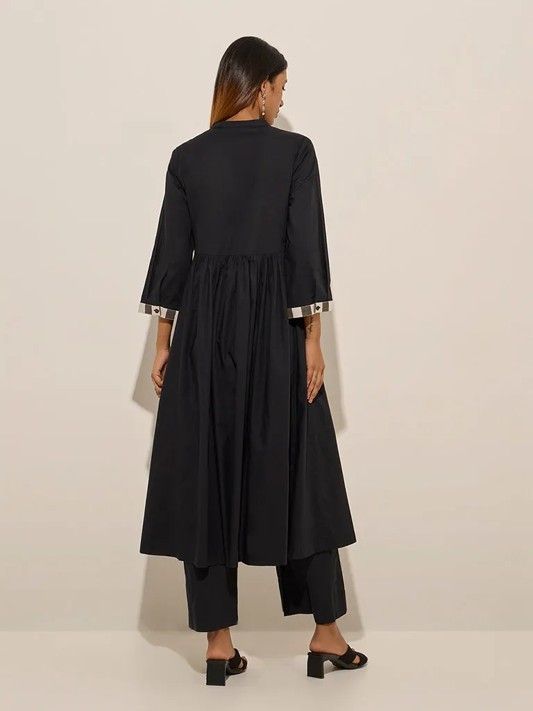 Utsa Black Solid Fit-and-Flare Kurta