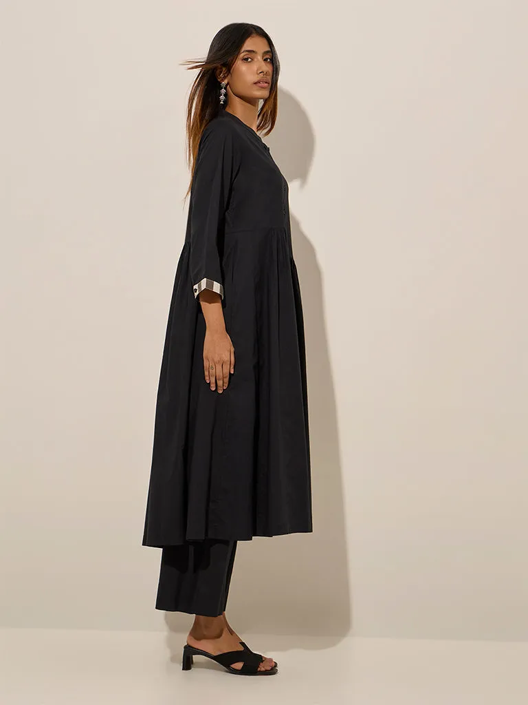Utsa Black Solid Fit-and-Flare Kurta